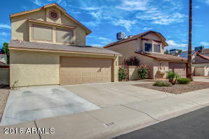 514 E Taro Ln, Phoenix, AZ 85024 photo 3