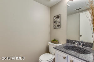 3216 E Laurel Ln, Phoenix, AZ 85028 photo 31