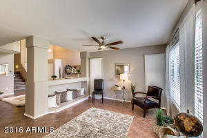 3216 E Laurel Ln, Phoenix, AZ 85028 photo 13