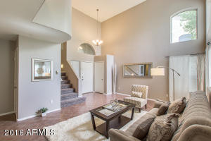 3216 E Laurel Ln, Phoenix, AZ 85028 photo 5