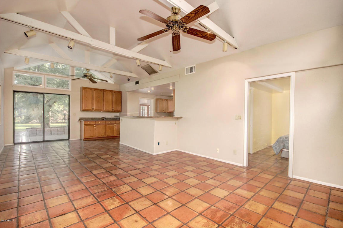 1049 E Spence Ave, Tempe, AZ 85281 photo 1