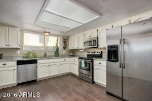 230 E Kroll Dr, Gilbert, AZ 85234 photo 7
