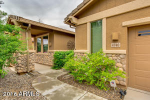 4740 S Southwind Dr, Gilbert, AZ 85297 photo 3