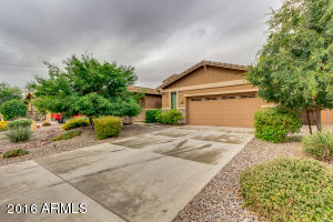 4740 S Southwind Dr, Gilbert, AZ 85297 photo 2