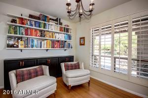201 E Paradise Ln, Phoenix, AZ 85022 photo 9