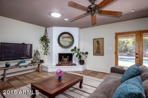 201 E Paradise Ln, Phoenix, AZ 85022 photo 7