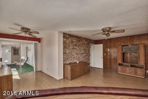 1915 E Flynn Ln, Phoenix, AZ 85016 photo 4