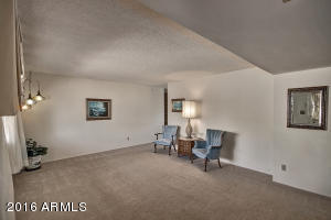 1915 E Flynn Ln, Phoenix, AZ 85016 photo 6