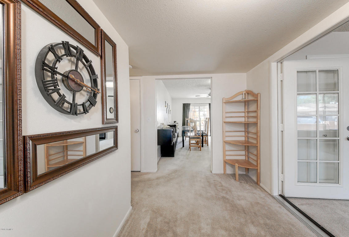 526 S Clearview Ave, Mesa, AZ 85208 photo 6