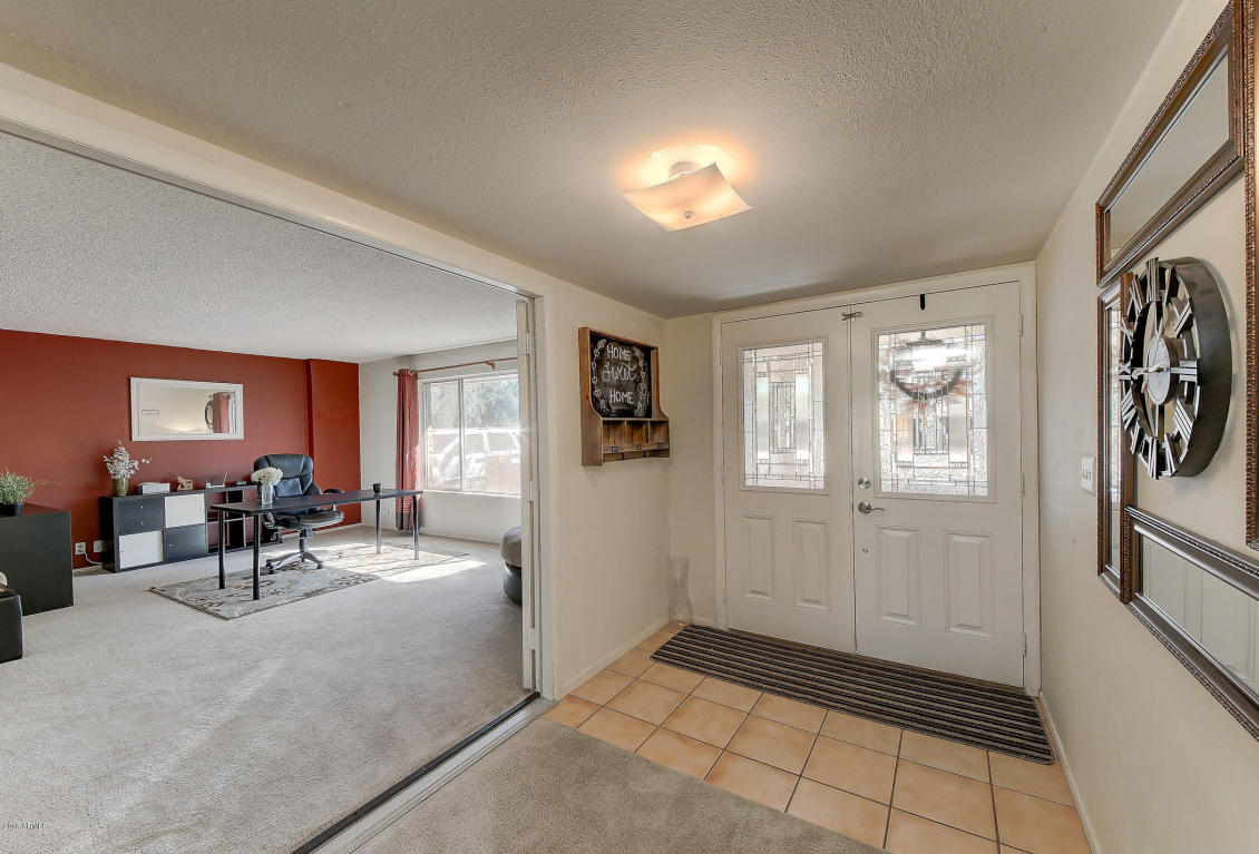 526 S Clearview Ave, Mesa, AZ 85208 photo 7
