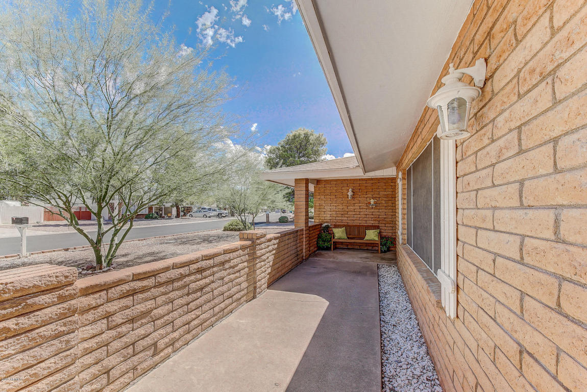 526 S Clearview Ave, Mesa, AZ 85208 photo 4