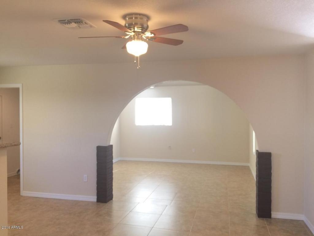 3020 N 45th Dr, Phoenix, AZ 85031 photo 9