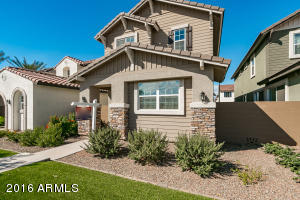 4211 E Pony Ln, Gilbert, AZ 85298 photo 2