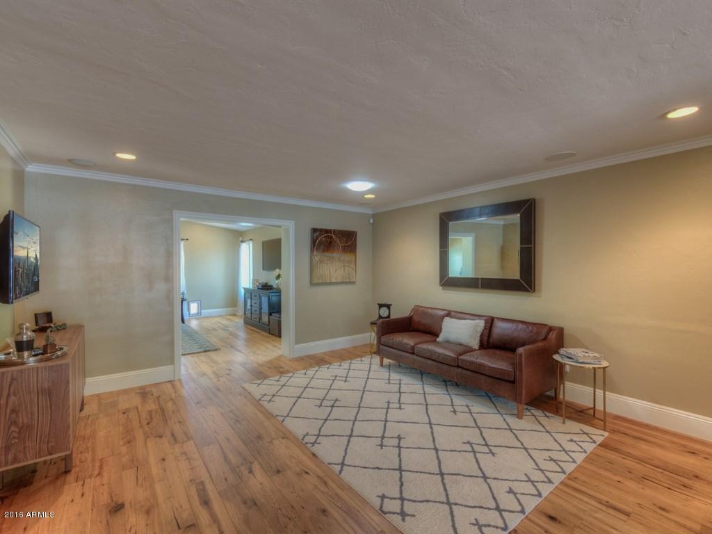 4746 N 34th Pl, Phoenix, AZ 85018 photo 4