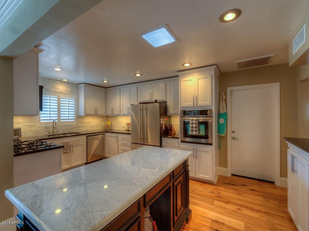 4746 N 34th Pl, Phoenix, AZ 85018 photo 11