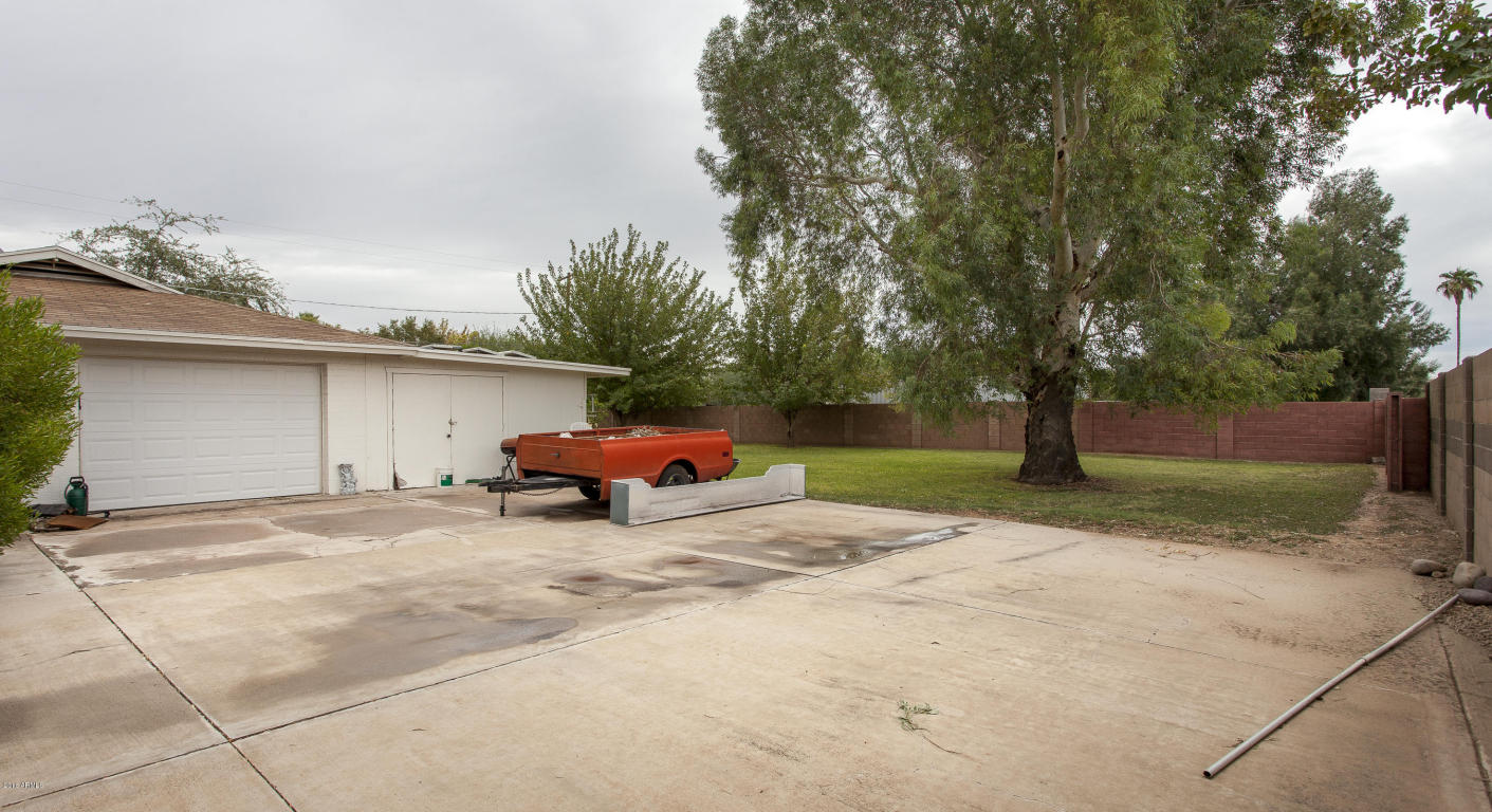 3227 E Glenrosa Ave, Phoenix, AZ 85018 photo 9