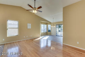 3558 S Seton Ave, Gilbert, AZ 85297 photo 5