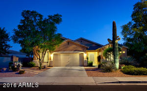 4019 E Meadowview Dr, Gilbert, AZ 85298 photo 1