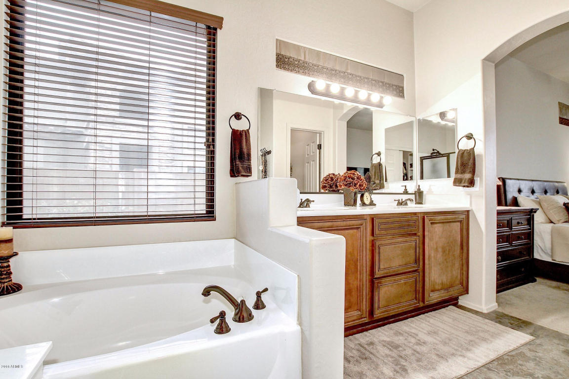 2758 N Augustine --, Mesa, AZ 85207 photo 18