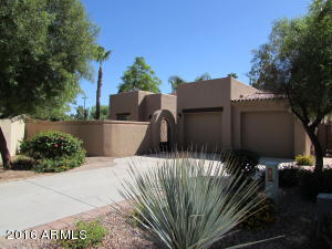 1575 E Kings Ct, Gilbert, AZ 85234 photo 1