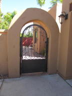 1575 E Kings Ct, Gilbert, AZ 85234 photo 2