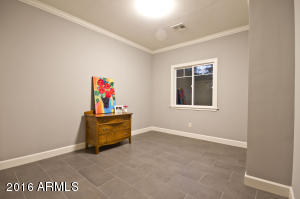 1509 Earll Dr, Phoenix, AZ 85014 photo 19