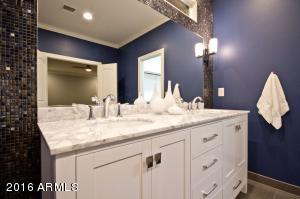 1509 Earll Dr, Phoenix, AZ 85014 photo 16