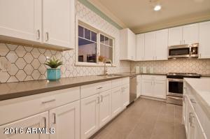 1509 Earll Dr, Phoenix, AZ 85014 photo 6