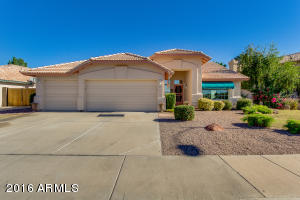 608 W Rawhide Ave, Gilbert, AZ 85233 photo 1