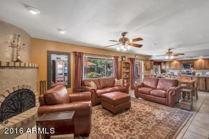 2833 E Hillery Dr, Phoenix, AZ 85032 photo 7