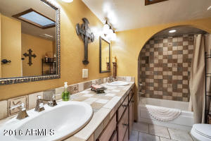2833 E Hillery Dr, Phoenix, AZ 85032 photo 22