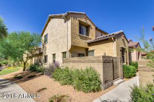 3967 E Cat Balue Dr, Phoenix, AZ 85050 photo 4