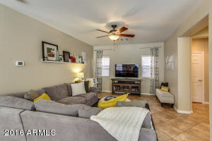 3967 E Cat Balue Dr, Phoenix, AZ 85050 photo 7