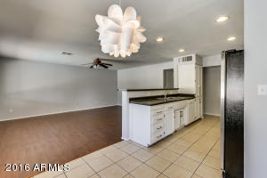1200 E Campus Dr, Tempe, AZ 85282 photo 4