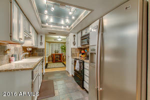 1041 E Topeka Dr, Phoenix, AZ 85024 photo 9