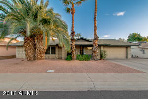 1041 E Topeka Dr, Phoenix, AZ 85024 photo 3