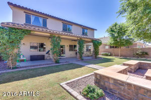 2702 E Blue Spruce Ln, Gilbert, AZ 85298 photo 1