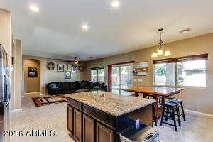2702 E Blue Spruce Ln, Gilbert, AZ 85298 photo 9