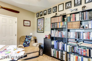 2702 E Blue Spruce Ln, Gilbert, AZ 85298 photo 4