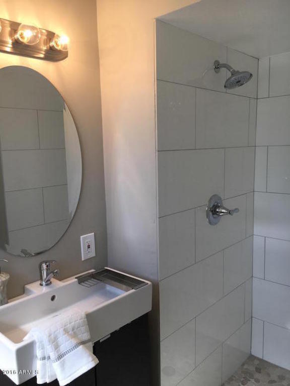 902 E Berridge Ln, Phoenix, AZ 85014 photo 17