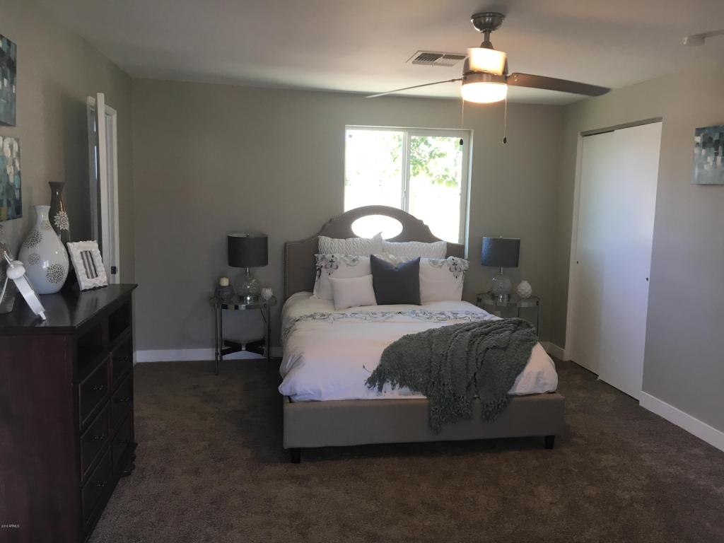 902 E Berridge Ln, Phoenix, AZ 85014 photo 11