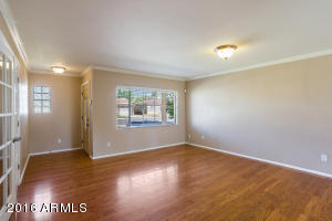3435 E Turney Ave, Phoenix, AZ 85018 photo 4