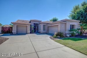 3303 E Red Oak Ln, Gilbert, AZ 85297 photo 1
