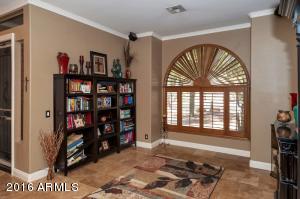 293 W Patrick St, Gilbert, AZ 85233 photo 2