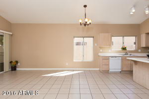 938 E Mission Dr, Tempe, AZ 85283 photo 7