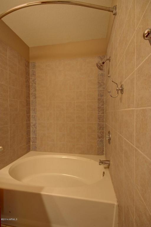 431 E Meadows Ln, Gilbert, AZ 85234 photo 12
