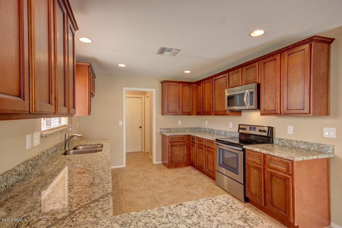 431 E Meadows Ln, Gilbert, AZ 85234 photo 3