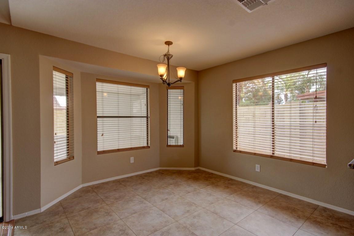 431 E Meadows Ln, Gilbert, AZ 85234 photo 8