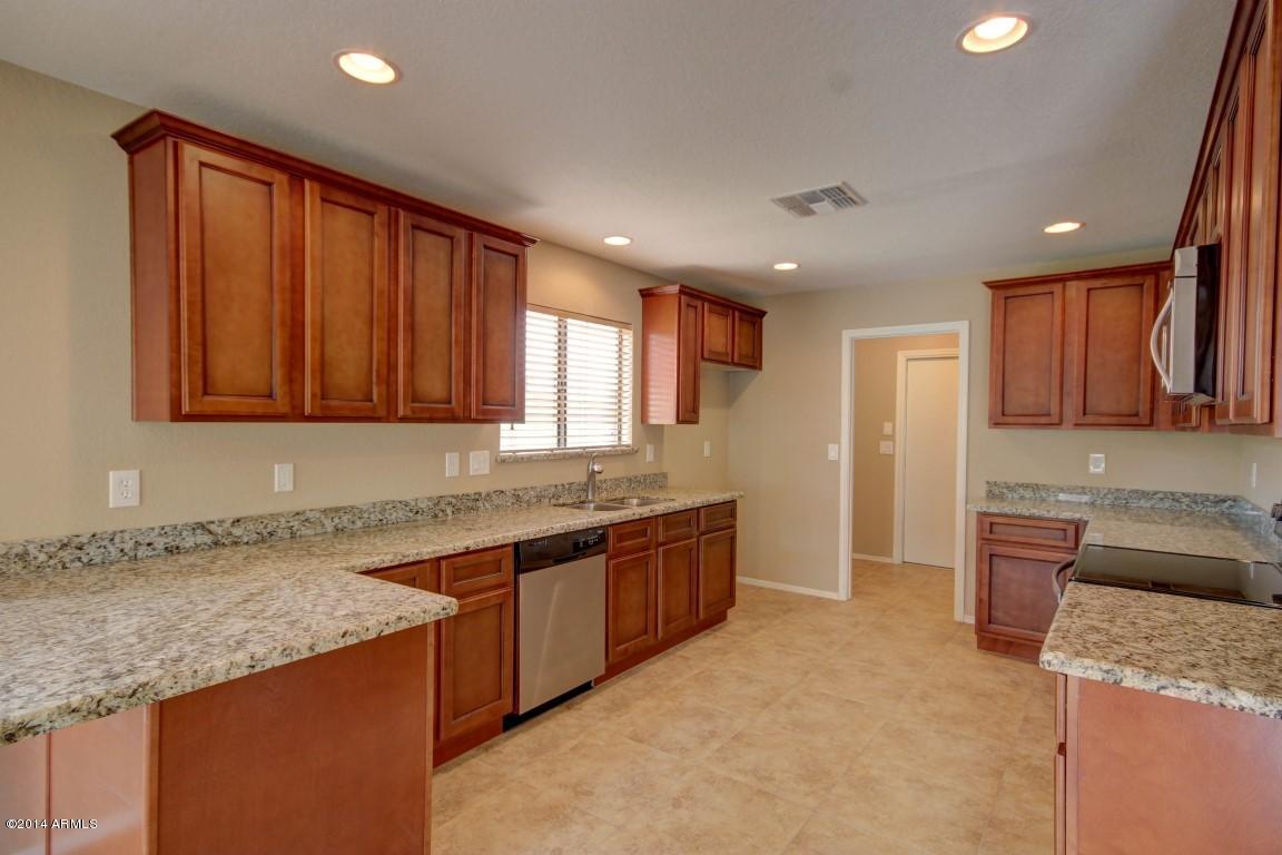 431 E Meadows Ln, Gilbert, AZ 85234 photo 2