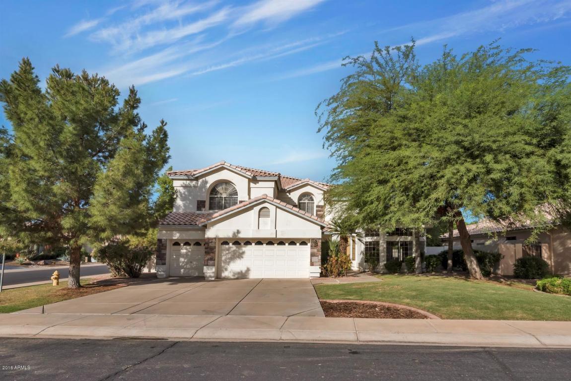 336 S Tiago Dr, Gilbert, AZ 85233 photo 1